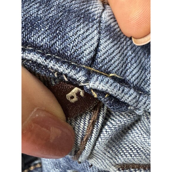 Kut From The Kloth Mid Rise Relaxed Straight Leg Jeans Size 6 Light Wash Denim - Picture 8 of 11